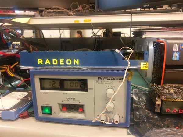 Radeon RX Vega Frontier Edition