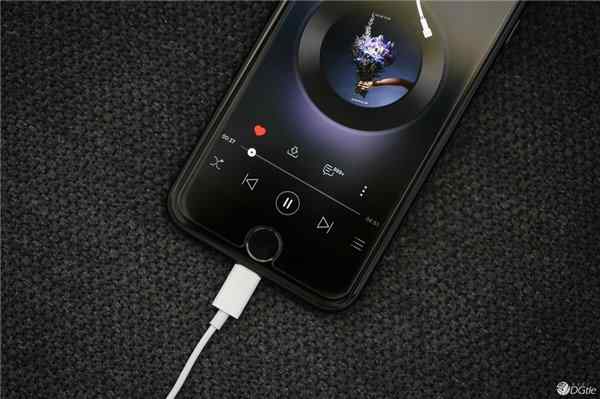 iPhone7取消3.5mm耳机接口是为了什么
