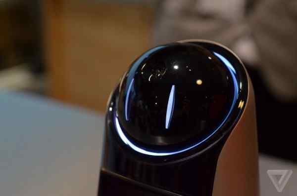 索尼展示家用机器人Xperia Agent，新增功能可以订购咖啡