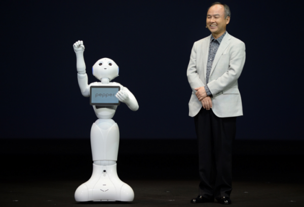 软银将推中国版机器人Pepper 搭载阿里巴巴YunOS操作系统