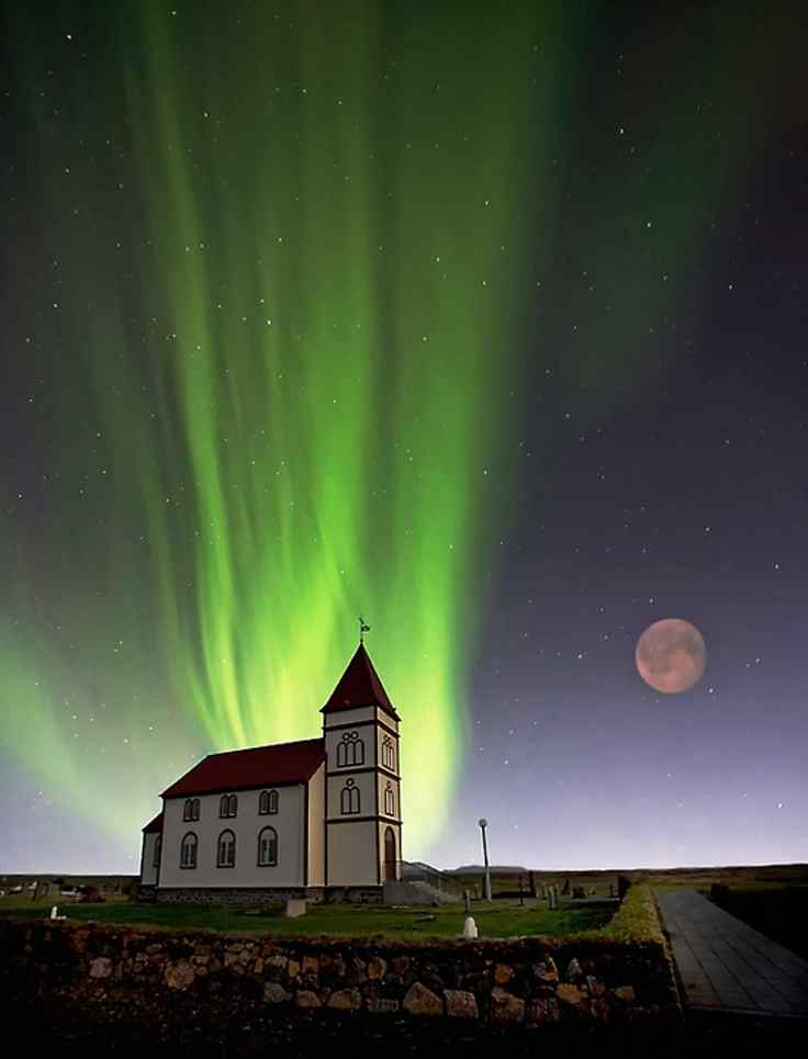 冰岛绮丽极光摄影手机壁纸