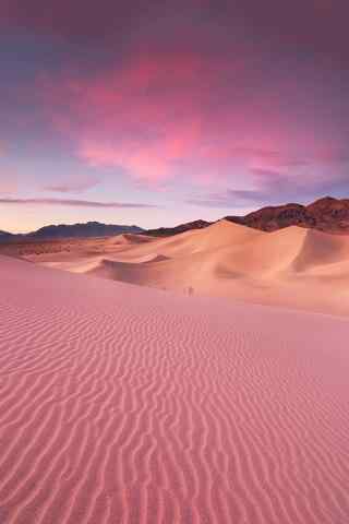 唯美的粉色沙漠手机风景壁纸