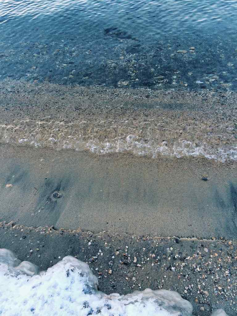 贝加尔湖浅滩图片手机壁纸