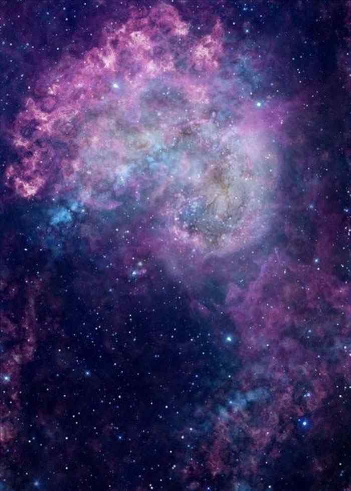 紫色唯美的星云手机壁纸