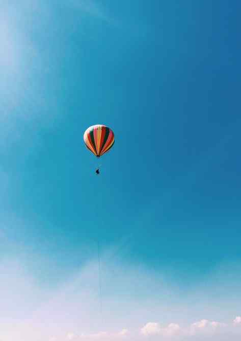 宁夏沙湖热气球图片手机壁纸