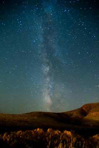 宁夏沙漠上美丽星空图片手机壁纸