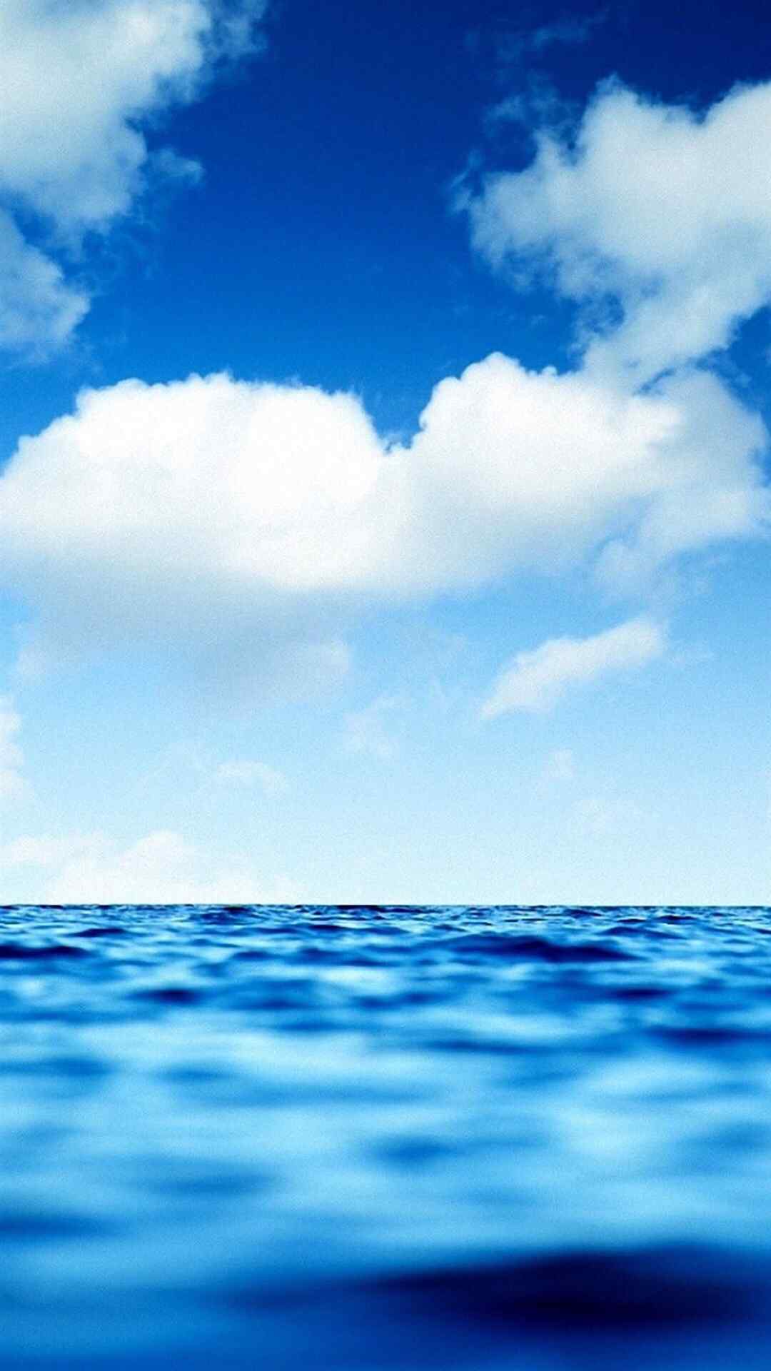 蔚蓝的大海风景手机壁纸