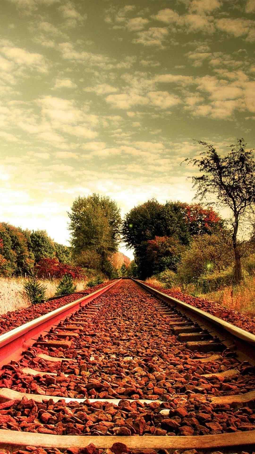唯美的铁路风景手机壁纸