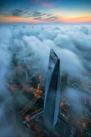 上海金融中心云雾