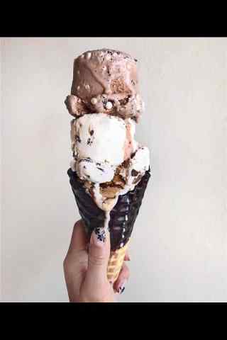 夏日可口美味冰淇淋手机壁纸