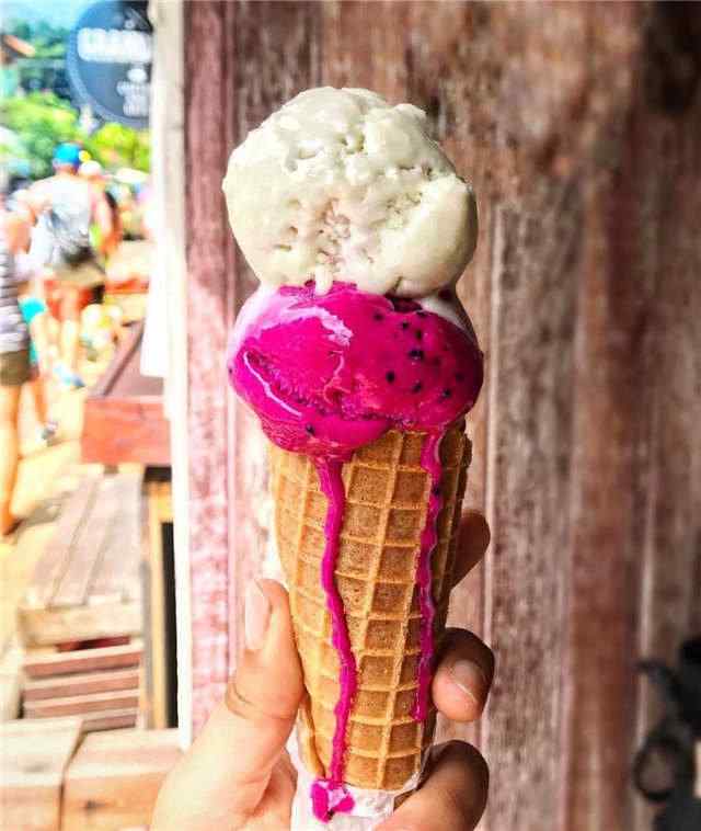 美味的冰淇淋手机壁纸
