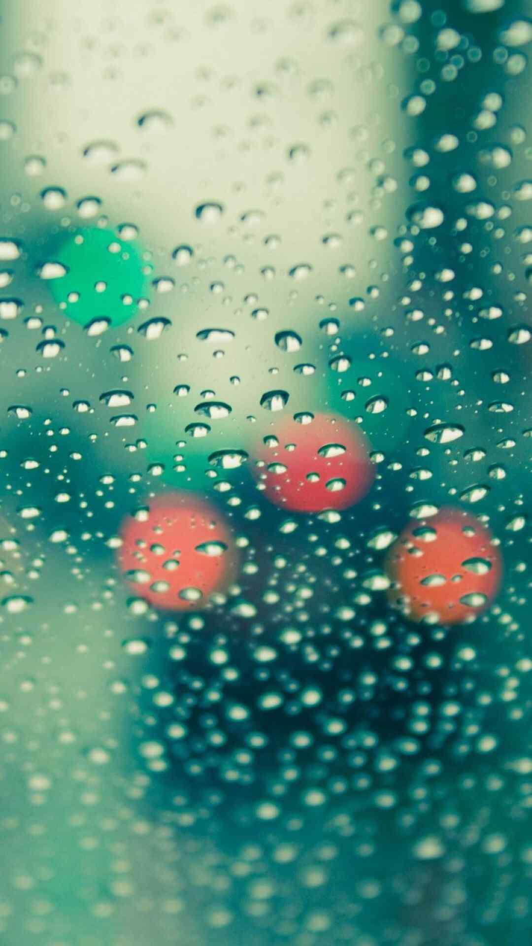 窗上的雨滴唯美清新高清手机壁纸