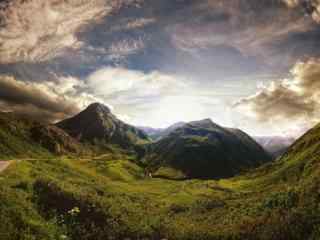 秀美的阿尔卑斯山风景屏保