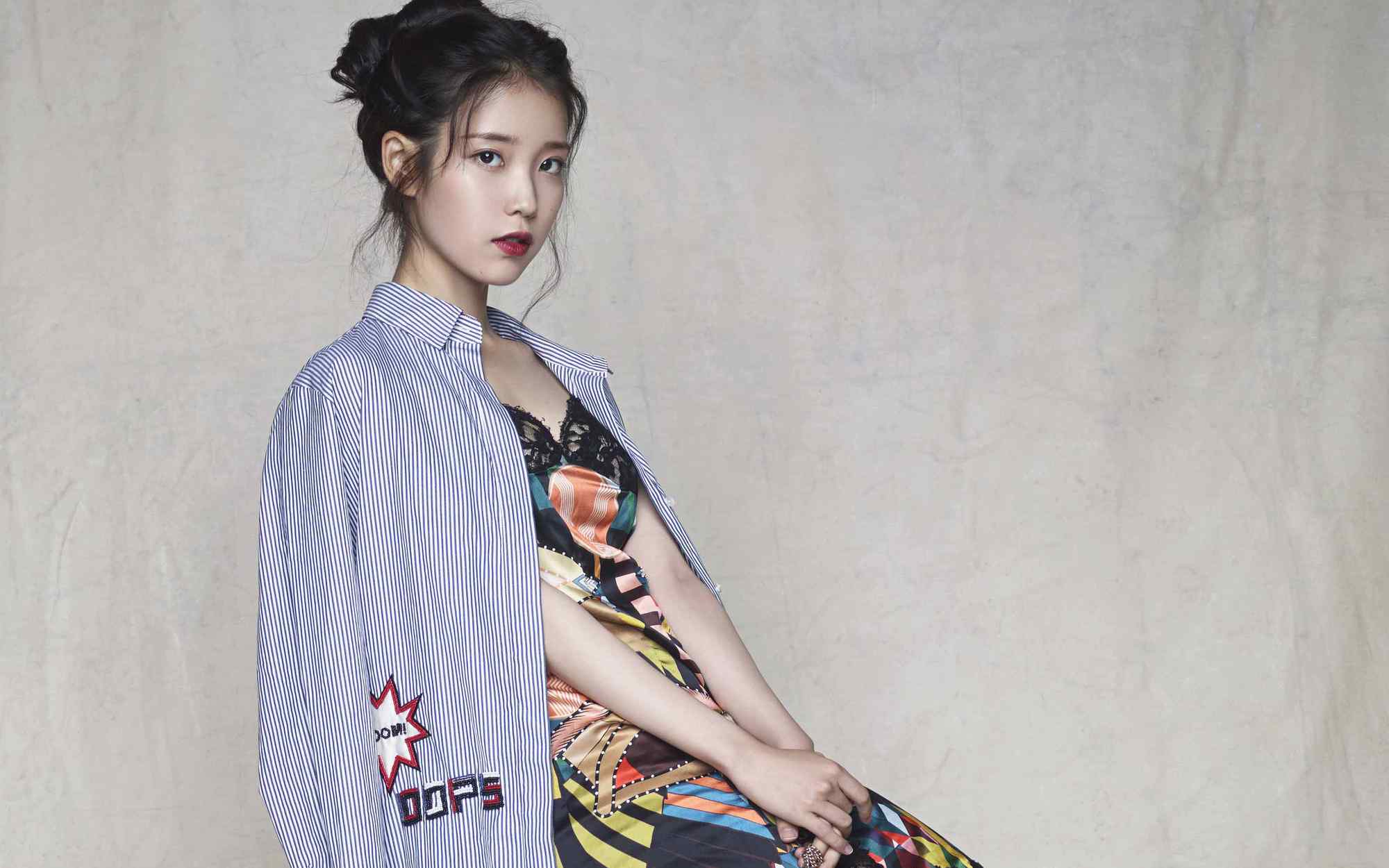iu李智恩韩国美女性感时尚造型高清图片桌面壁纸