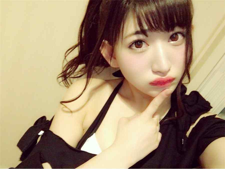 日本美女写真日本明星可爱私房照性感诱惑黑丝美腿黑丝制服