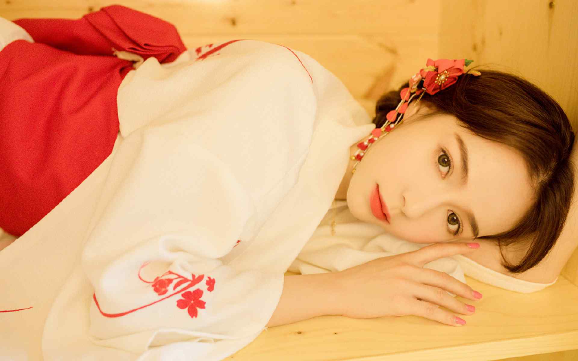 日本美女壁纸和服美女清新诱人私房写真图片桌面壁纸