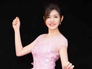 陈妍希甜美粉色长裙优雅写真高清壁纸