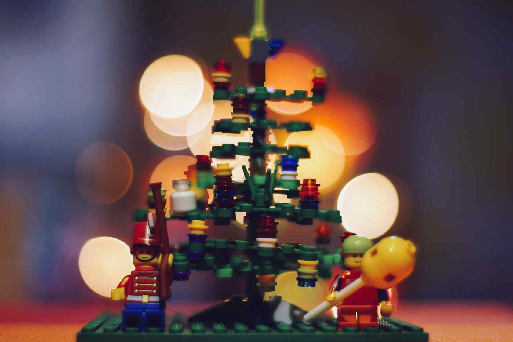 创意乐高圣诞树图片桌面壁纸