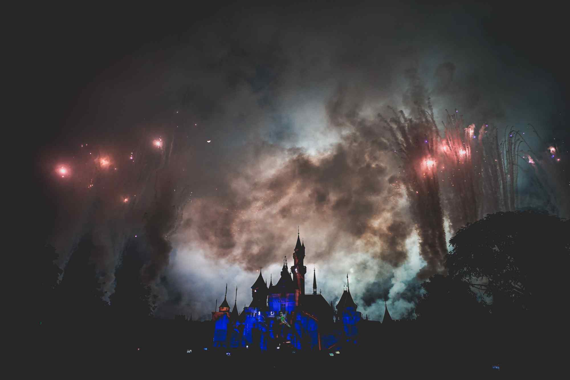 梦幻迪士尼新年烟花唯美图片