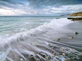 美丽沙滩海浪风景图片高清桌面壁纸