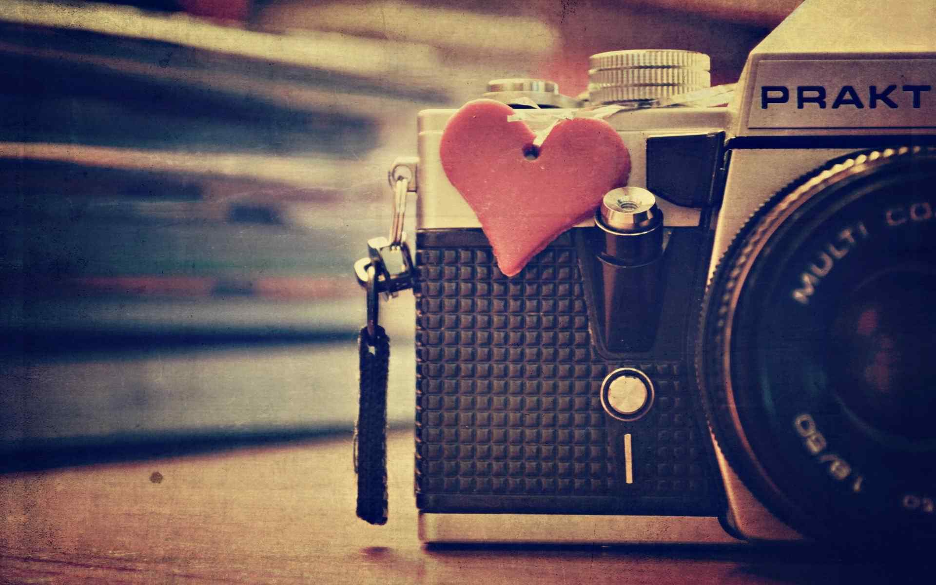 单反相机胶卷相机唯美爱心桌面壁纸