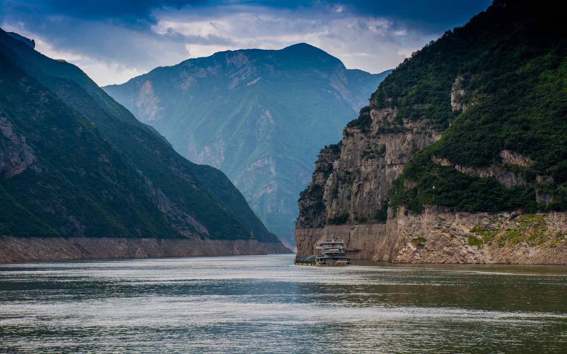 重庆巫峡唯美壮观自然风景高清壁纸下载