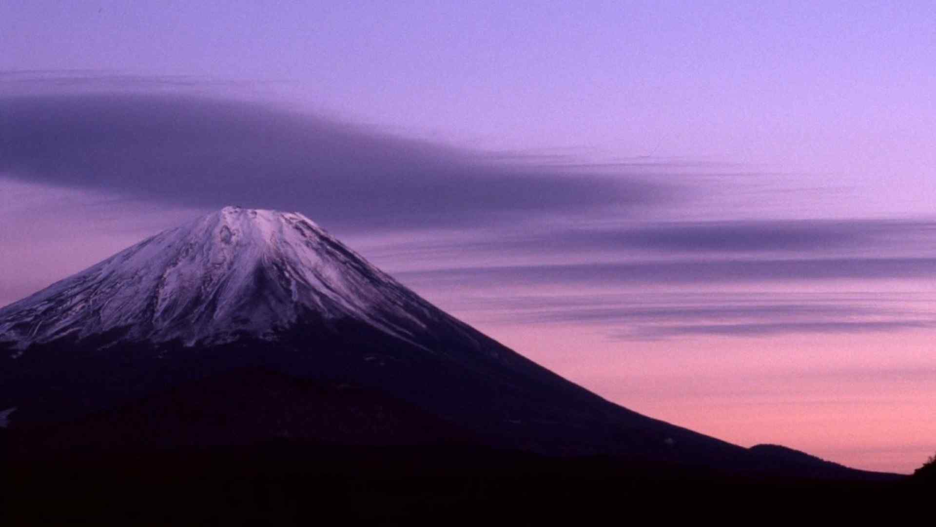 唯美意境日本富士山自然风光高清桌面壁纸 -桌