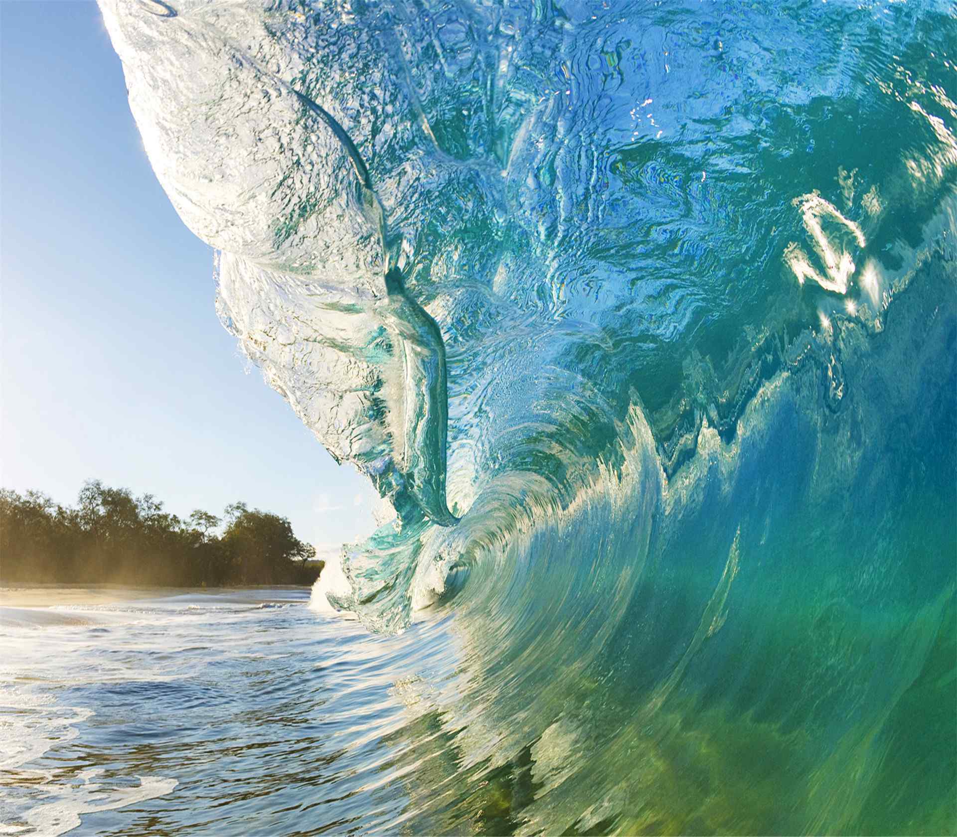 夏威夷海浪浪花冲击风景高清图片桌面壁纸