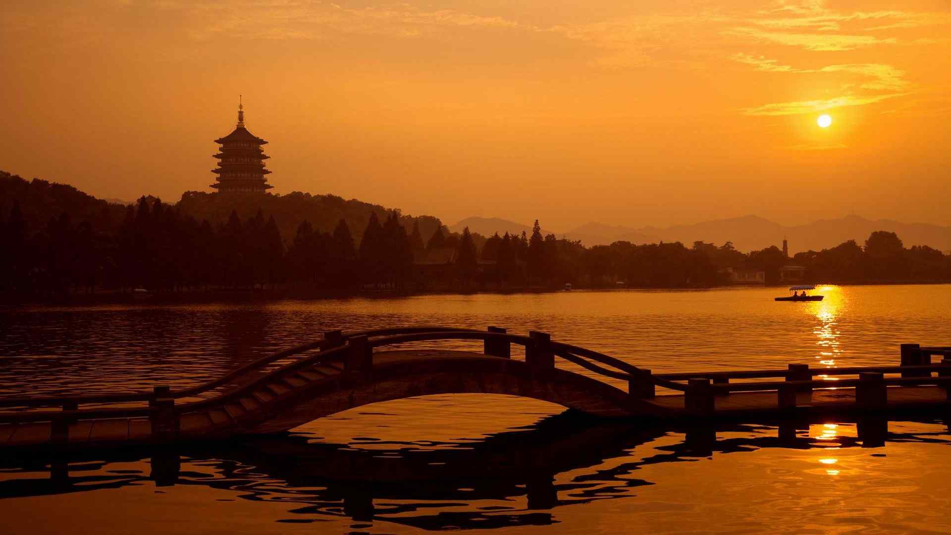 杭州西湖夕阳下的断桥唯美风景桌面壁纸
