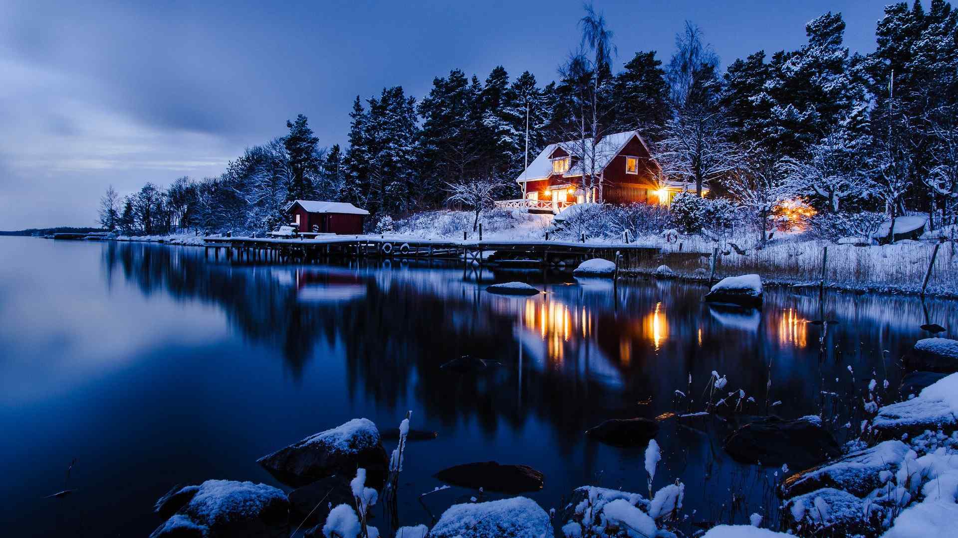 唯美雪景桌面壁纸：瑞典 白雪的神秘之旅