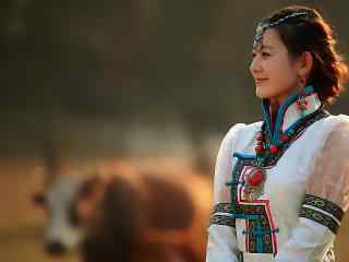美丽的蒙古姑娘高