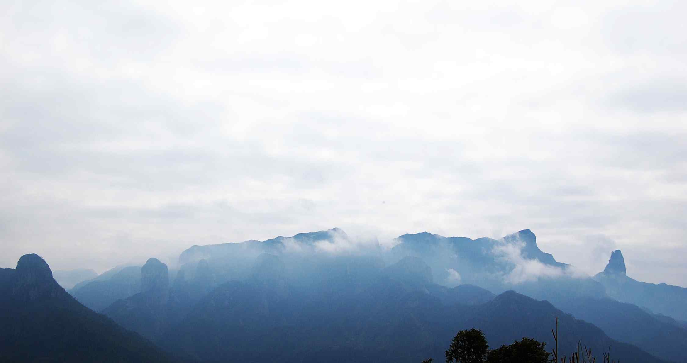 仙居神仙居群山云雾缭绕风景桌面壁纸