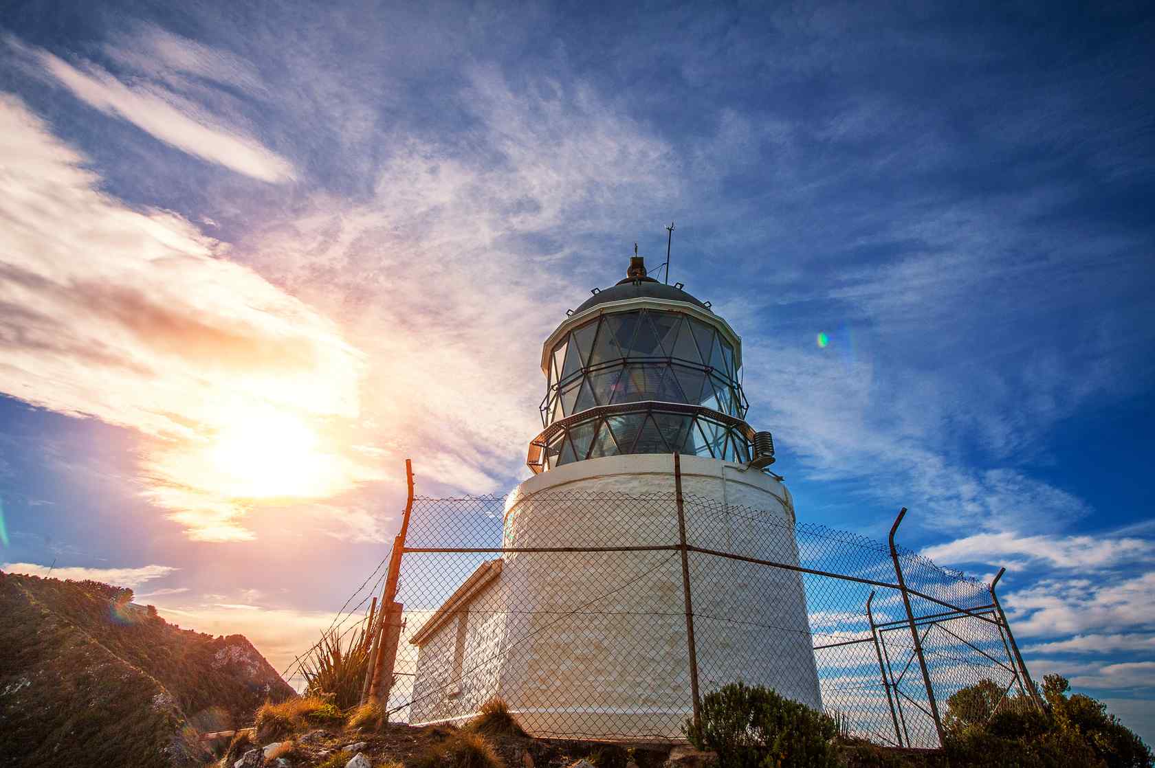 唯美新西兰的Nugget Point灯塔风景壁纸