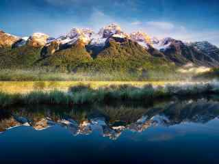 新西兰安静唯美的镜湖风景壁纸
