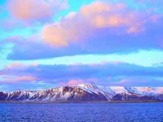 冰岛唯美黄昏雪山湖泊风景桌面壁纸
