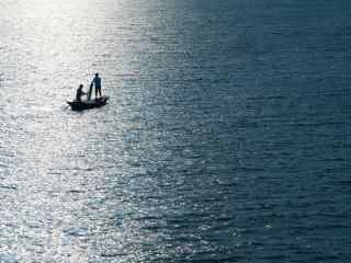 苏州太湖上的一页孤舟风景壁纸