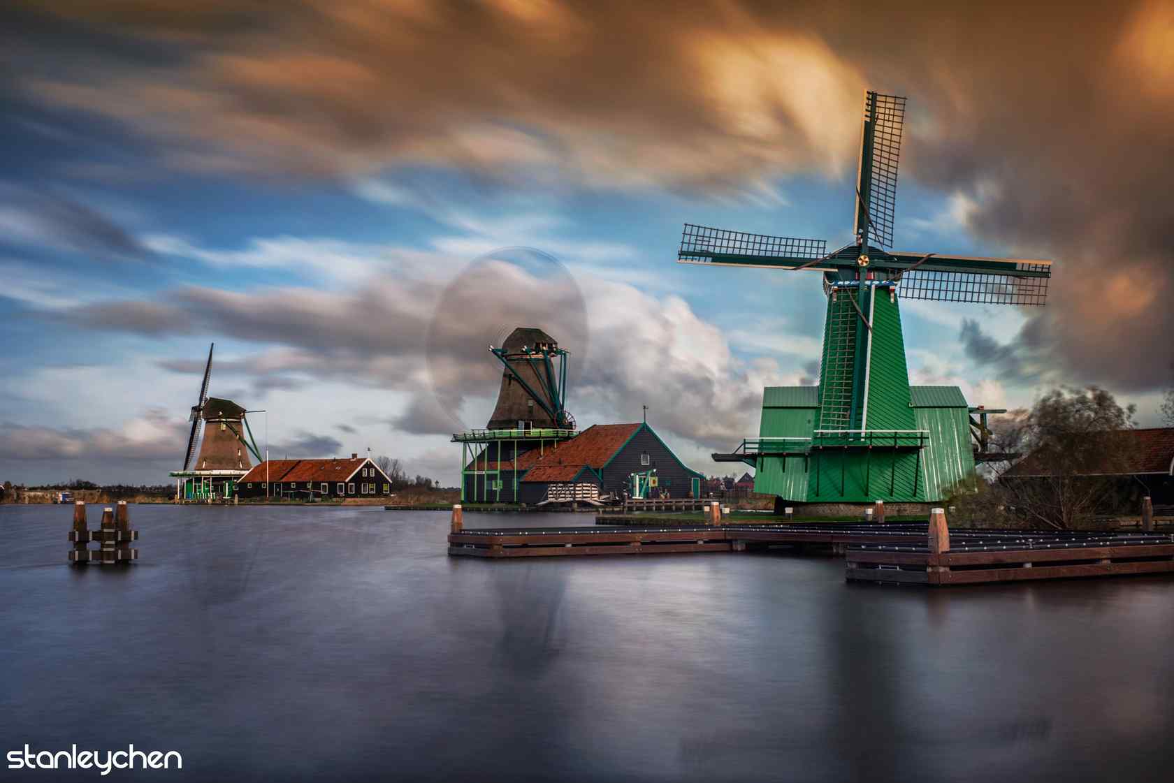 荷兰美丽的风车风景壁纸
