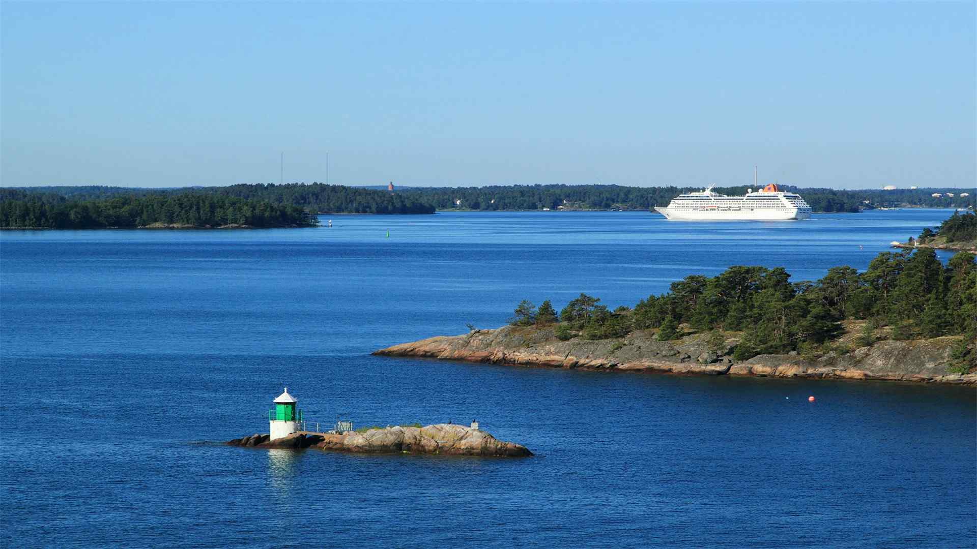 芬兰湾湖光风景桌面壁纸