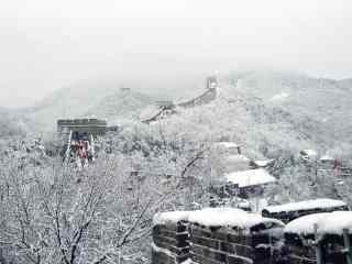 北京白雪覆盖的长城桌面壁纸