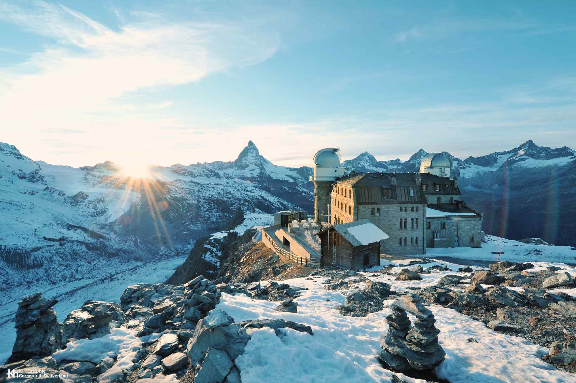 瑞士山顶唯美日出风景壁纸