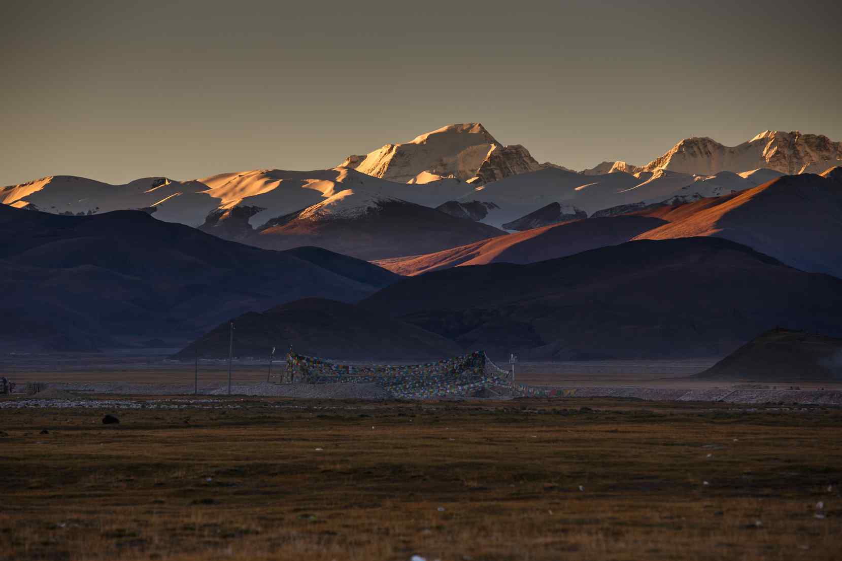 珠穆朗玛峰唯美日落壁纸风景图片下载