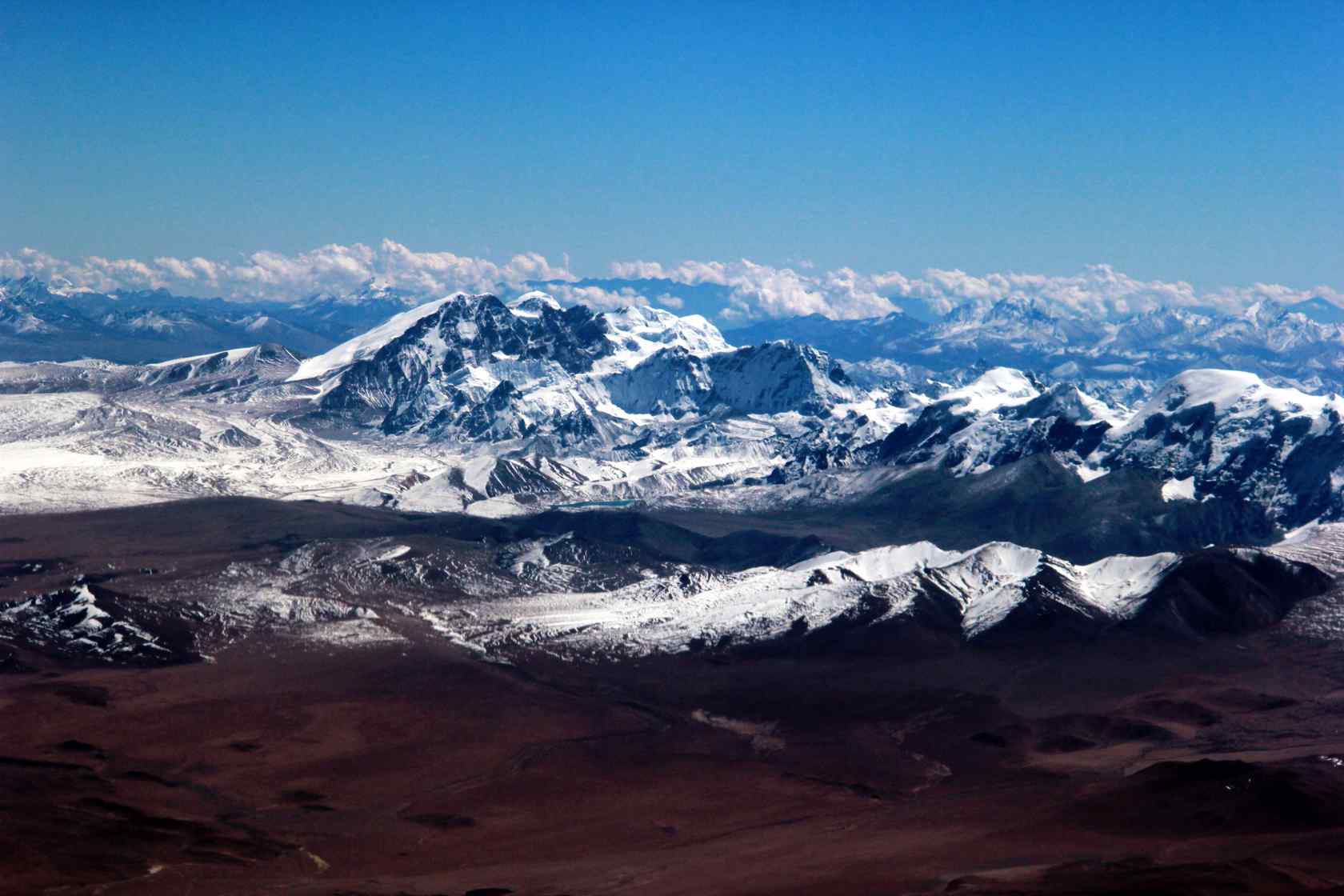 壮观的珠穆朗玛峰风景壁纸图片下载