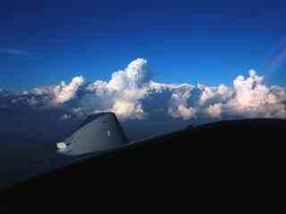 从飞机上俯瞰珠穆朗玛峰桌面壁纸