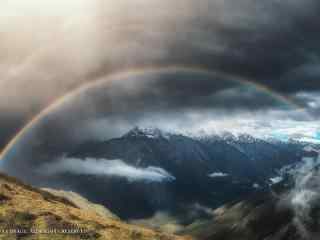 壮观的雨后彩虹景象风景壁纸
