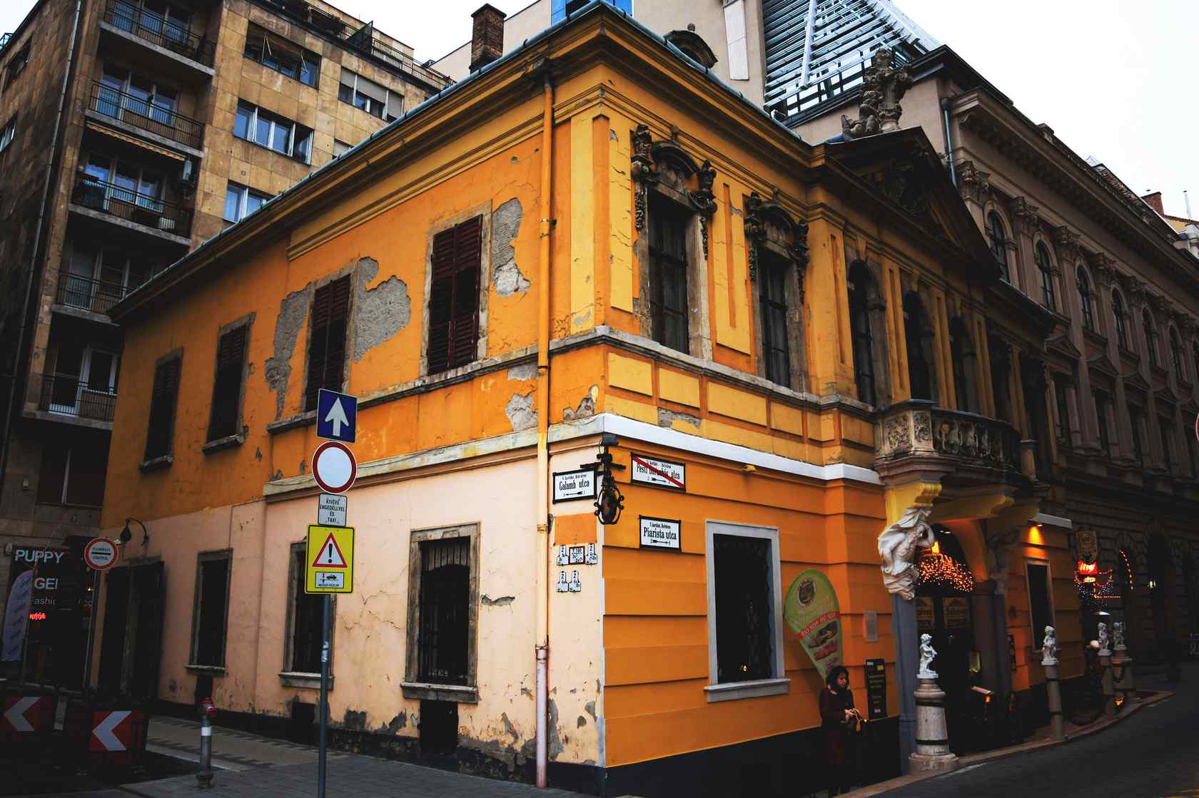 布达佩斯城市街角风景壁纸图片下载