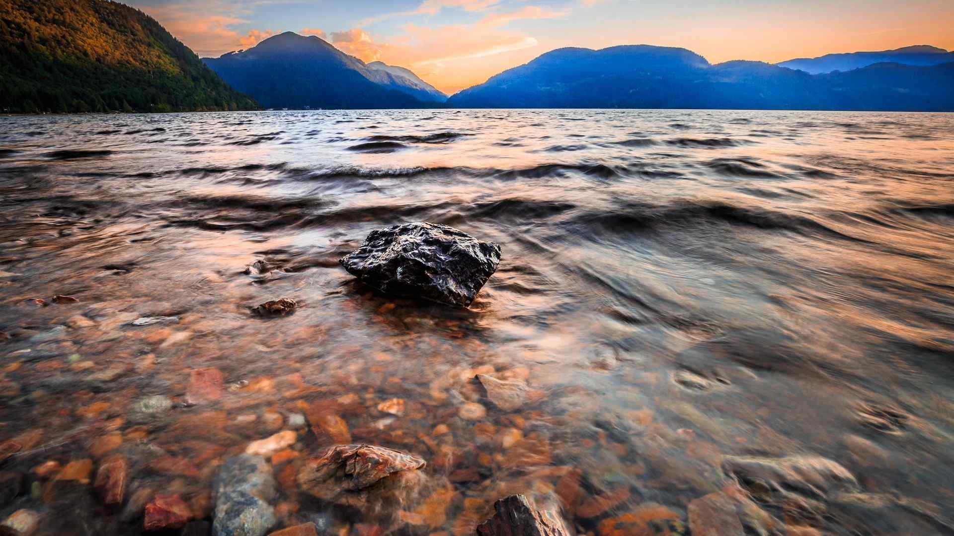 精选加拿大哈里森湖风景图片高清壁纸桌面第二辑
