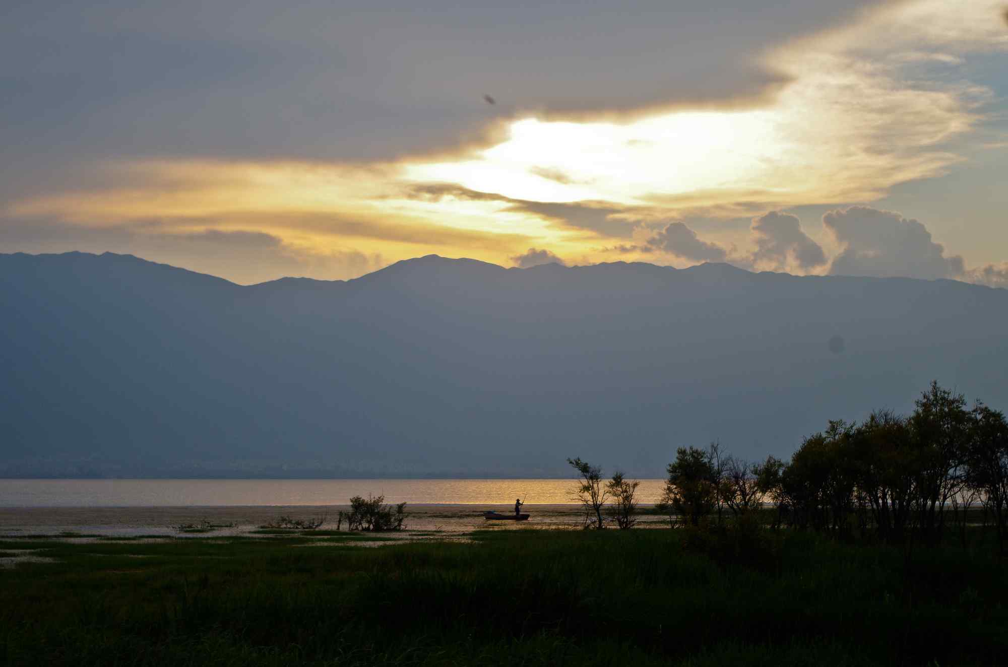 洱海日落唯美风景图片高清桌面壁纸