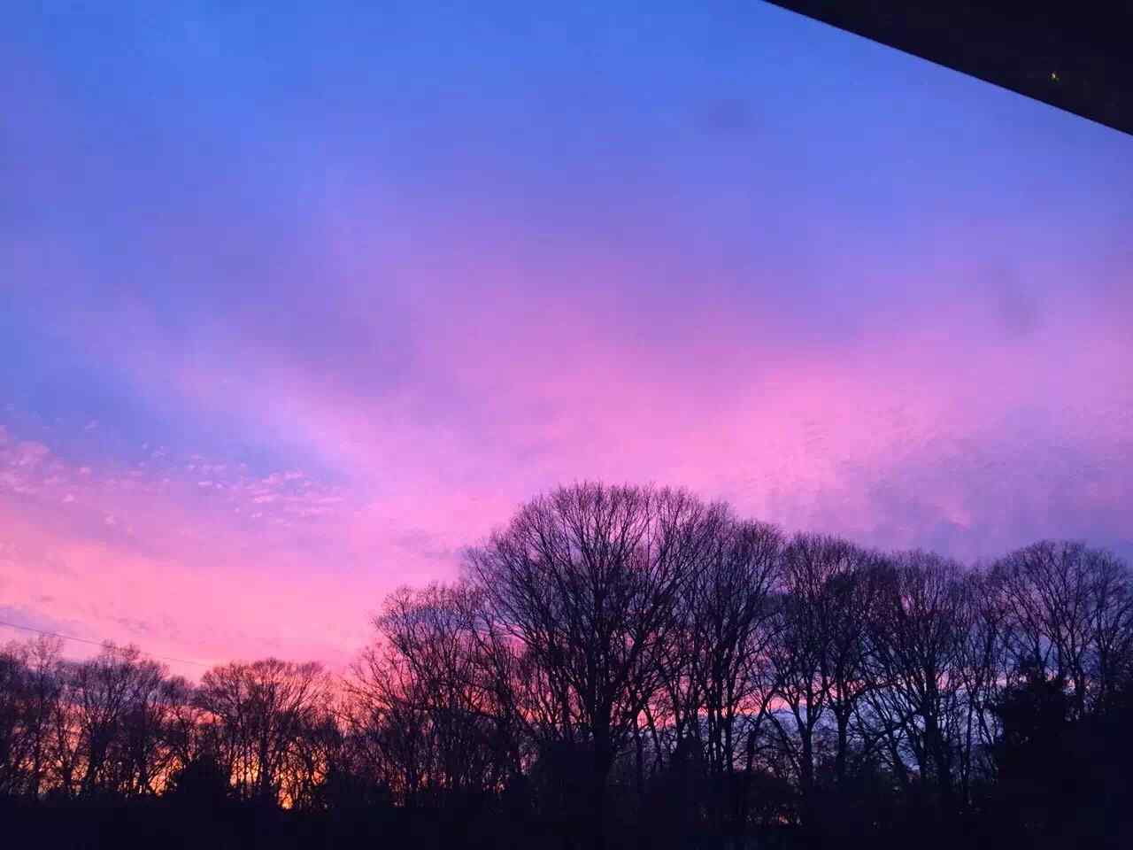 粉色唯美天空夕阳风景图片桌面壁纸