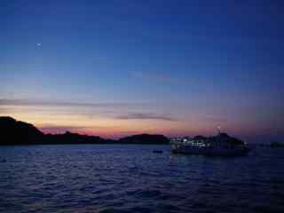 普吉岛海边傍晚黄昏美景图片高清桌面壁纸