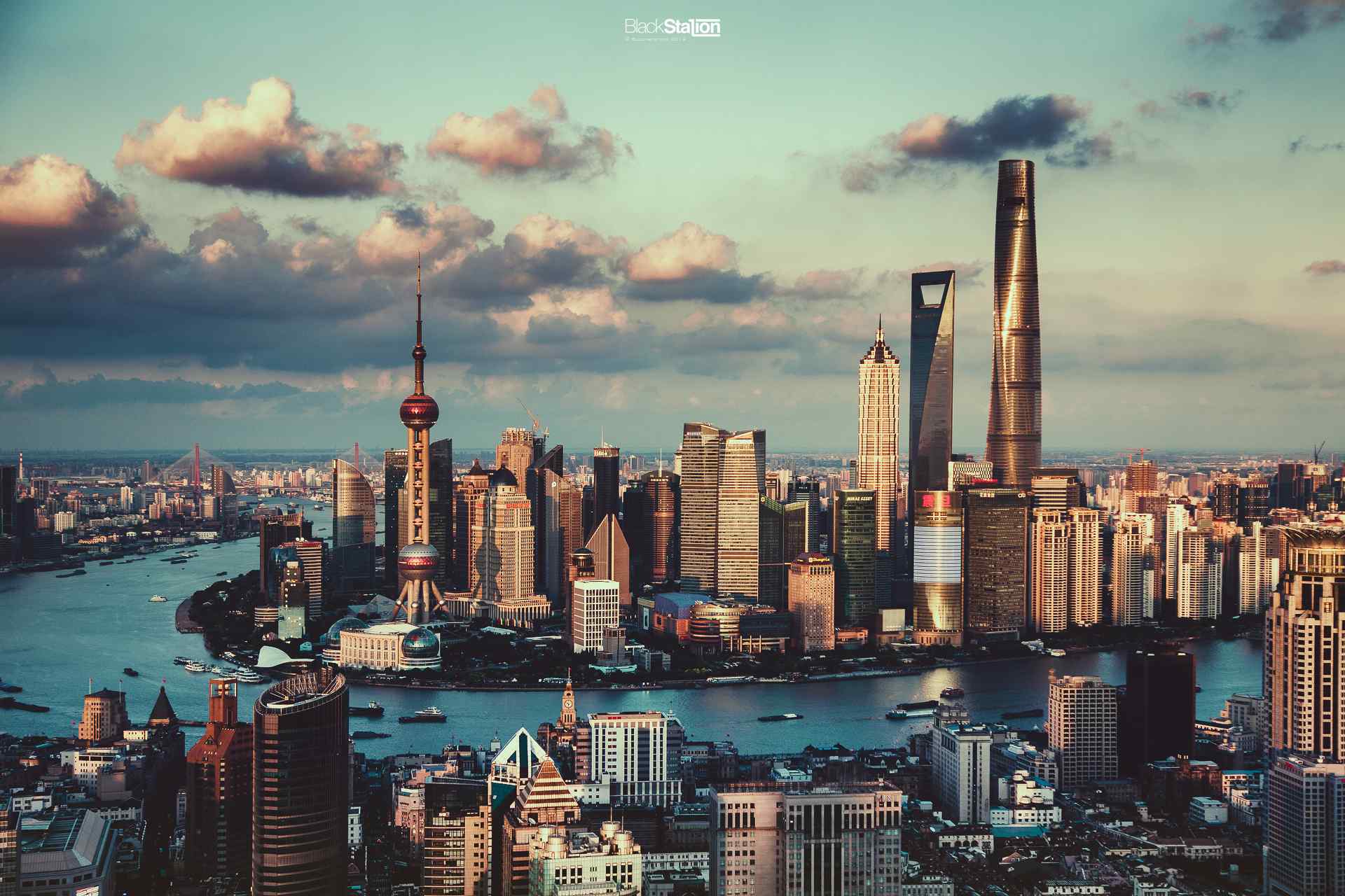 魔都上海唯美黄浦江风景图片桌面壁纸